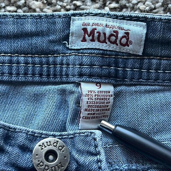 Y2K Mudd Low Rise Boot Cut Denim Jeans, size 9 Pants - Picture 2 of 8